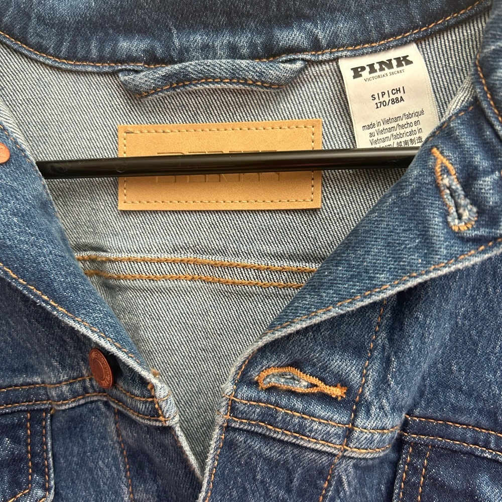 Jean jacket - Picture 2 of 3